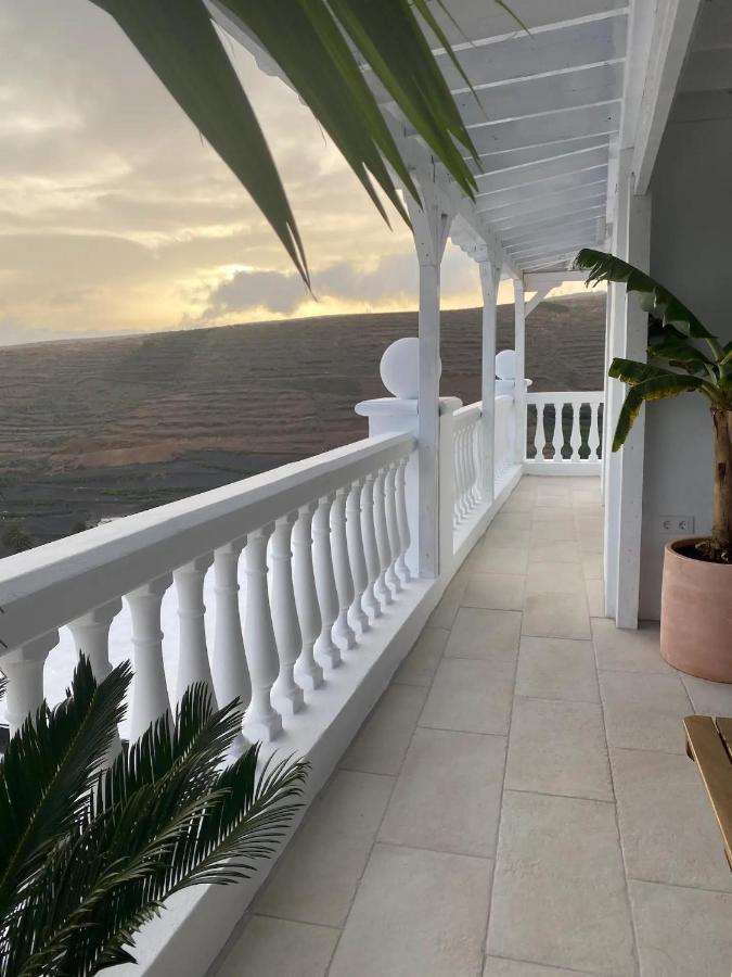Las Nieves Suites Teguise  Kültér fotó